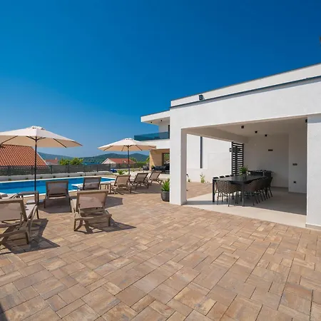 Villa Suncica