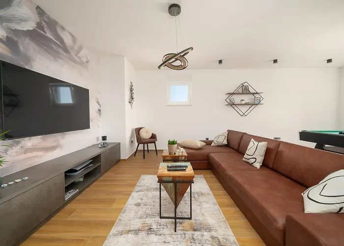 Suncica Villa Zaboric